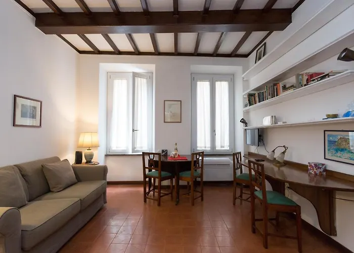 Campo De Fiori Lovely Apartment