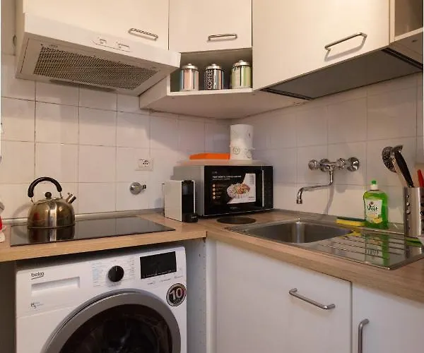 Campo De Fiori Lovely Appartement